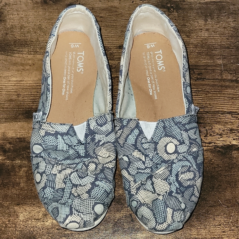 Toms Blue Floral Canvas Flats